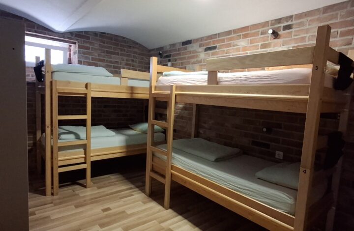 Tesla – Dorm
